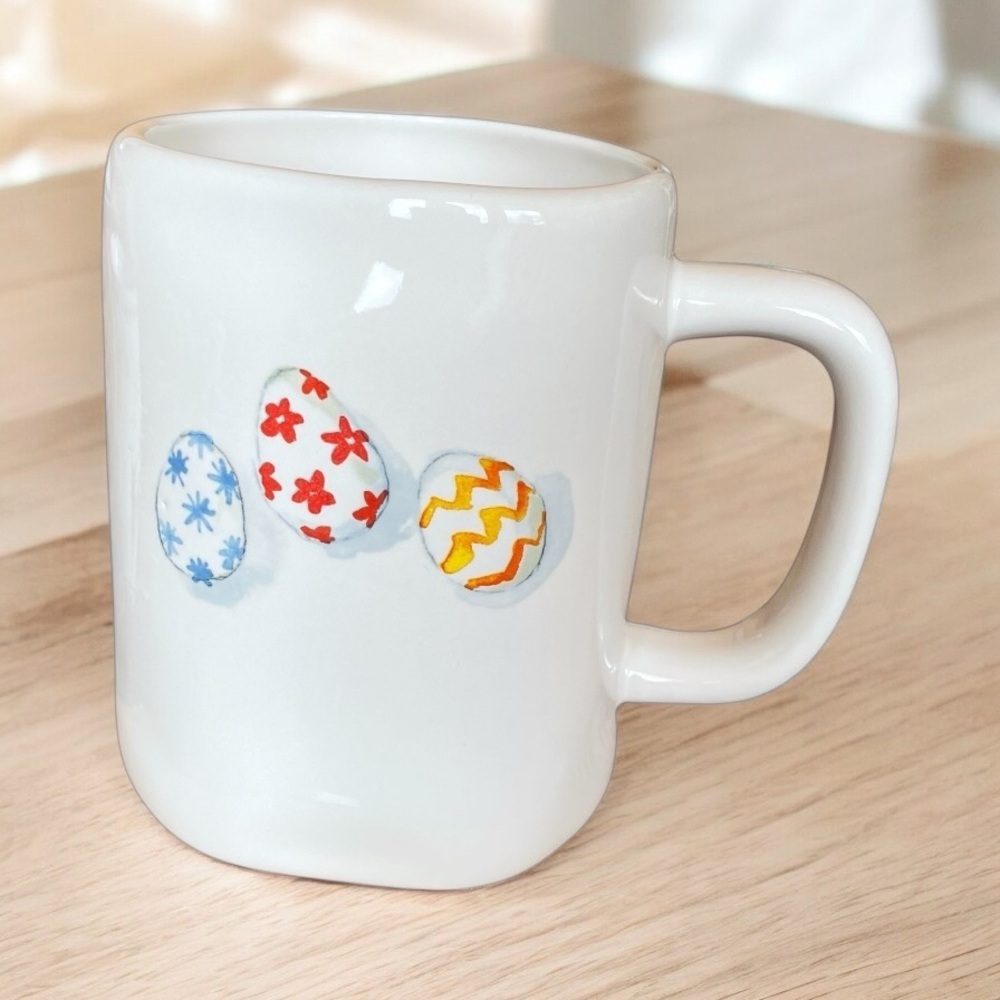 Rae Dun Easter Egg 16 ounce Coffee Mug-Clean Great Condition